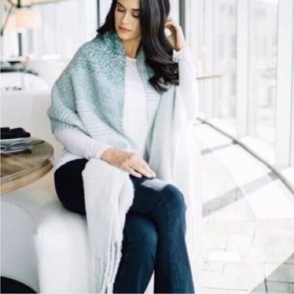 Anthropologie Mer Sea for Anthropologie Large Blanket Scarf Wrap Ombre gray OS - Picture 2 of 11